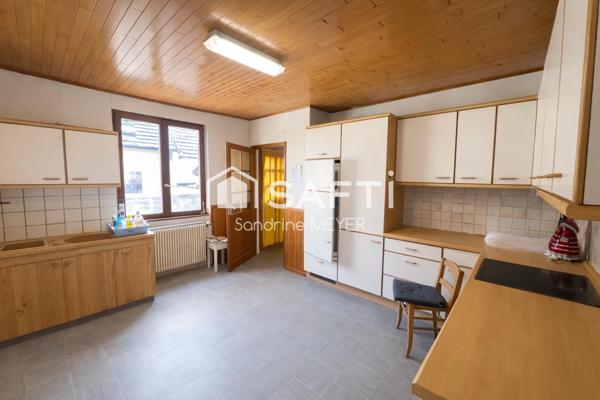 Maison 121m², 4 chambres, bureau, sous-sol, garage