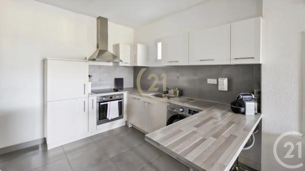 Appartement à vendre  3 pièces - 60,83 m 2   OLETTA  - 202