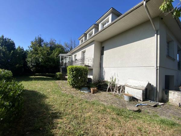 Vente                                                      Maison
                        
                     5 pièces                      237 m2                     à Varennes-Vauzelles