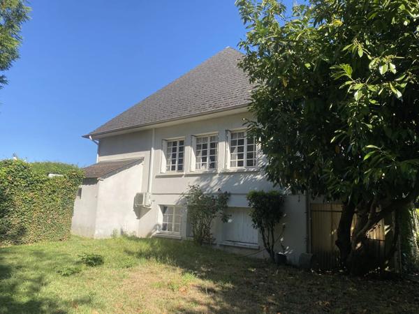 Vente                                                      Maison
                        
                     5 pièces                      237 m2                     à Varennes-Vauzelles