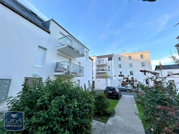 Appartement à louer 2 pièces 36.6m² Tours (37100)