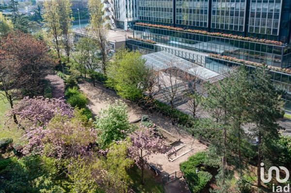 Appartement à vendre 4 pièces 96 m² Puteaux