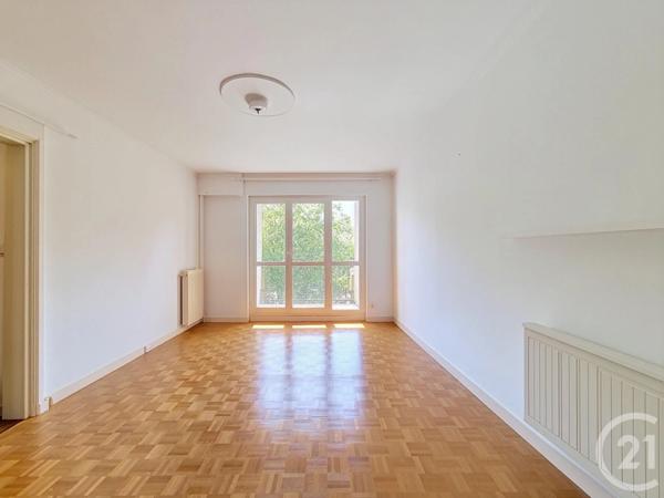 Appartement F3 à vendre  3 pièces - 63,44 m 2   FRESNES  - 94