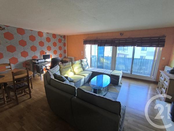 Appartement F3 à vendre  3 pièces - 63,44 m 2   FRESNES  - 94