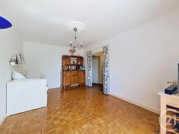 Appartement F3 à vendre  3 pièces - 63,44 m 2   FRESNES  - 94