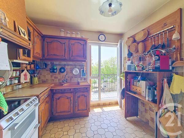 Appartement F3 à vendre  3 pièces - 63,44 m 2   FRESNES  - 94
