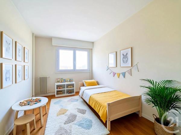 Appartement F3 à vendre  3 pièces - 63,44 m 2   FRESNES  - 94