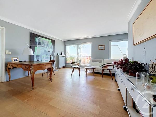 Appartement F3 à vendre  3 pièces - 79 m 2   MONTREUIL  - 93