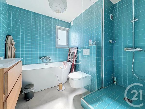 Appartement F3 à vendre  3 pièces - 79 m 2   MONTREUIL  - 93