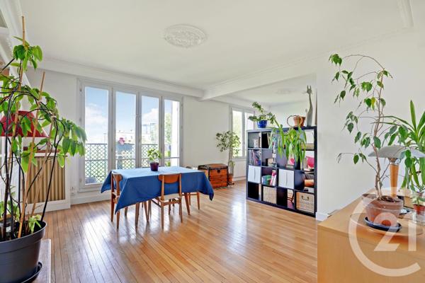Appartement F3 à vendre  3 pièces - 79 m 2   MONTREUIL  - 93