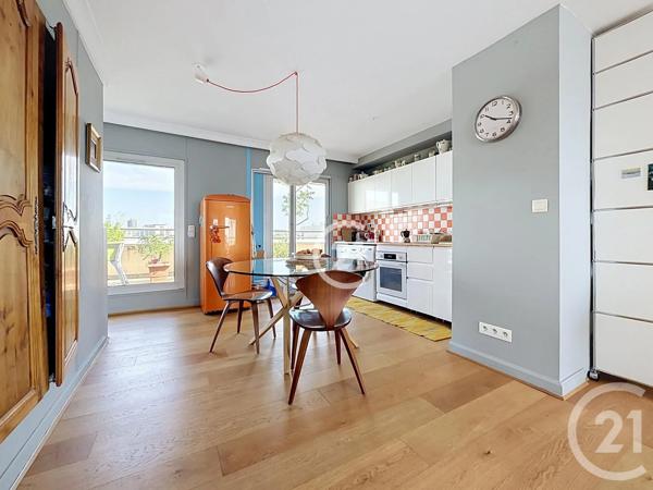 Appartement F3 à vendre  3 pièces - 79 m 2   MONTREUIL  - 93