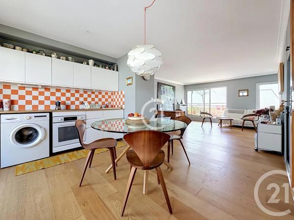 Appartement F3 à vendre  3 pièces - 79 m 2   MONTREUIL  - 93