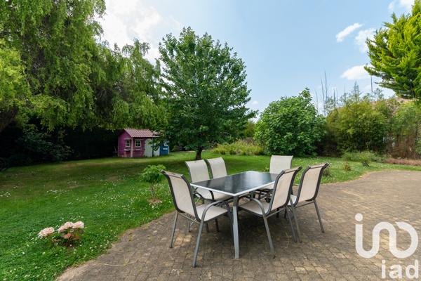 Maison à vendre 10 pièces 195 m² Montévrain