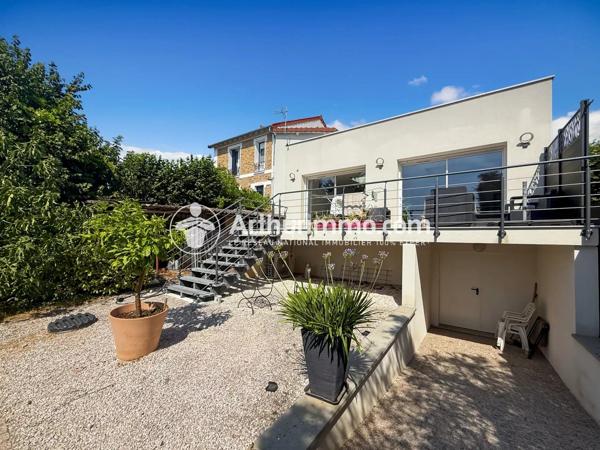 Vente                                                      Maison
                        
                     5 pièces                      110 m2                     à Montgeron