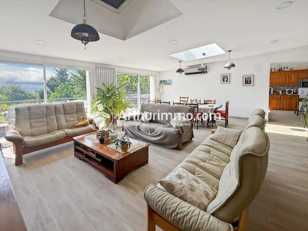 Vente                                                      Maison
                        
                     5 pièces                      110 m2                     à Montgeron
