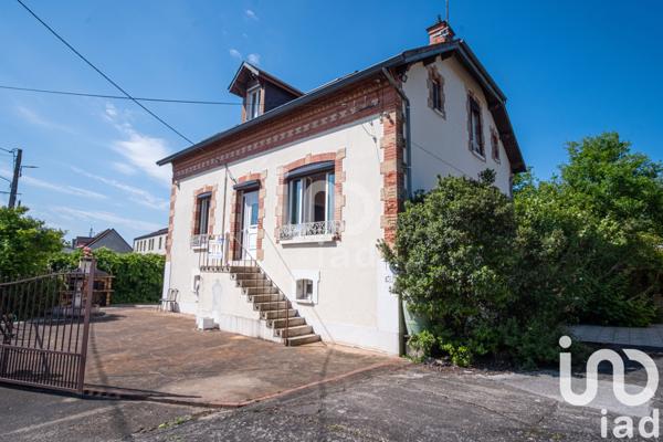 Maison à vendre 9 pièces 165 m² Saint-Pierre-lès-Nemours