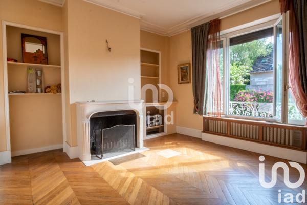 Maison à vendre 9 pièces 165 m² Saint-Pierre-lès-Nemours