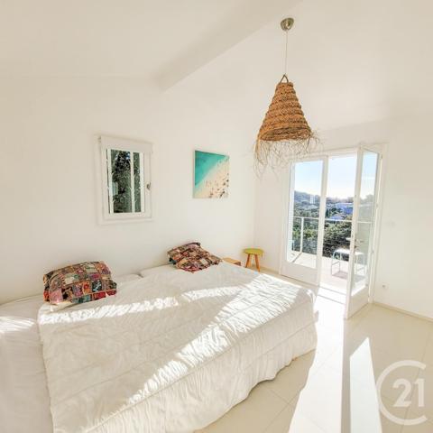 maison à vendre  4 pièces - 107 m2 CAVALAIRE SUR MER - 83