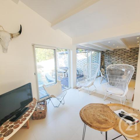 maison à vendre  4 pièces - 107 m2 CAVALAIRE SUR MER - 83