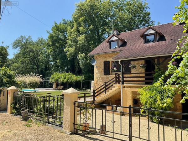 Maison à vendre à Gourdon dans le Lot (46300), ref : 46041/430