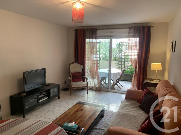 Appartement F3 à vendre  3 pièces - 63,65 m 2   DAX  - 40