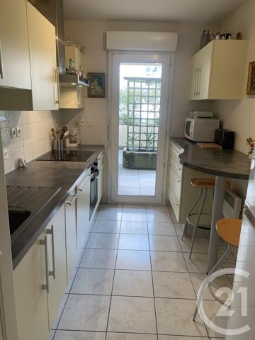 Appartement F3 à vendre  3 pièces - 63,65 m 2   DAX  - 40