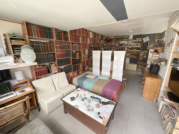 Deux Logements Dans Une Batisses Hors Copropriété