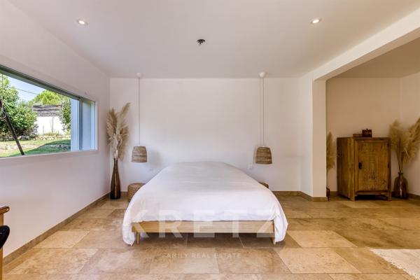 Maison rénovée avec piscine et vue panoramique – 180 m² sur 1 470 m² de terrain