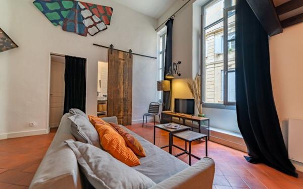 Appartement à vendre    2 pièces •  Nîmes