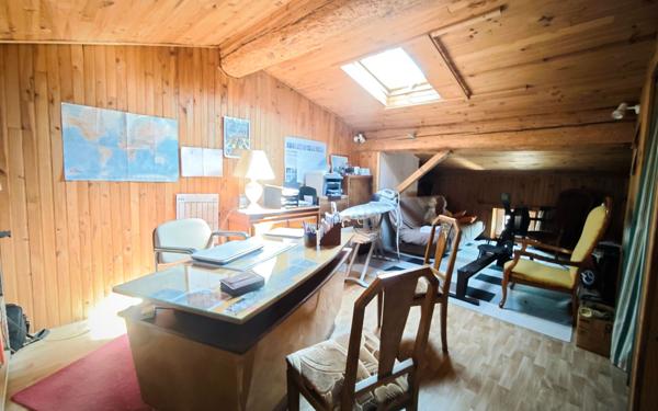 Maison à vendre    5 pièces • 184 m2 Mazamet