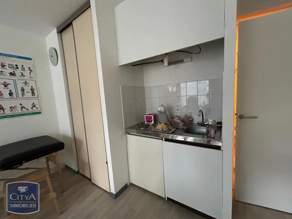 Appartement à louer 1 pièce 21.81m²