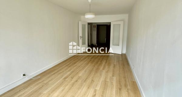 Location Appartement 2 pièces 57.73 m² - Paris 75015
