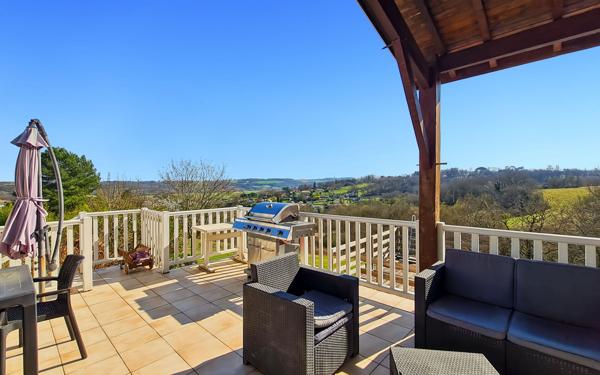 Maison à vendre    5 pièces •  Agen