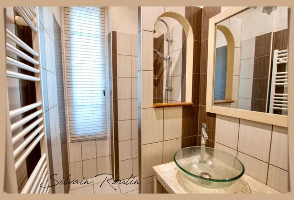 Maison de maître à vendre 8 pièces 320m² NYONS (26)