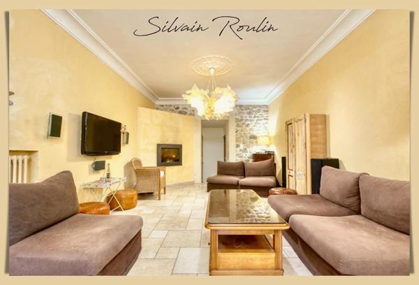 Maison de maître à vendre 8 pièces 320m² NYONS (26)