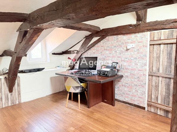 Maison à Cholet, 49300 - 7 pièces 202m²