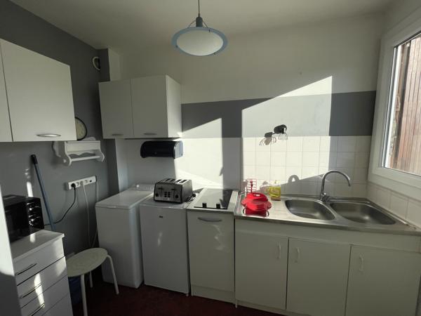 Appartement T1, meublé, à louer avec balcon, cave et parking