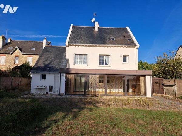 MAISON au calme à 500 m du port