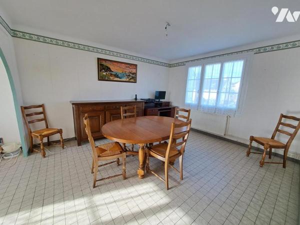MAISON au calme à 500 m du port