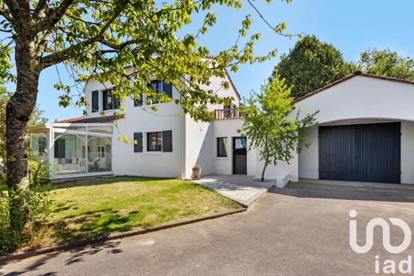 Maison à vendre 6 pièces 138 m² Nantes