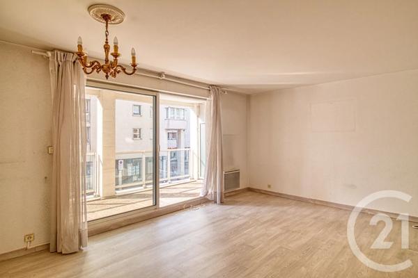 Appartement F2 à vendre  2 pièces - 52 m 2   ERMONT  - 95