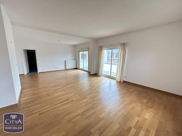 Appartement à vendre 5 pièces 164m² Arras (62000)