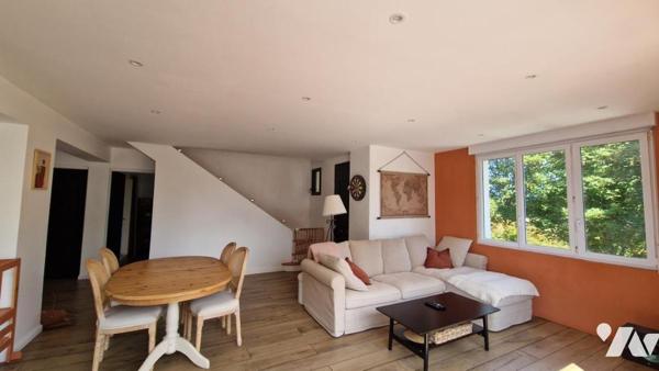 AU CALME SUR 3900 M² DE TERRAIN-124 M² HAB. 4 CHAMBRES