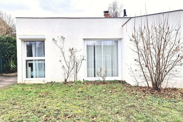 Maison à vendre 5 pièces de 103 m² à Élancourt Autres biens de l'agent