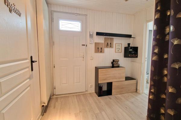 Maison à vendre 5 pièces de 103 m² à Élancourt Autres biens de l'agent