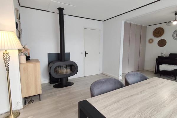 Maison à vendre 5 pièces de 103 m² à Élancourt Autres biens de l'agent