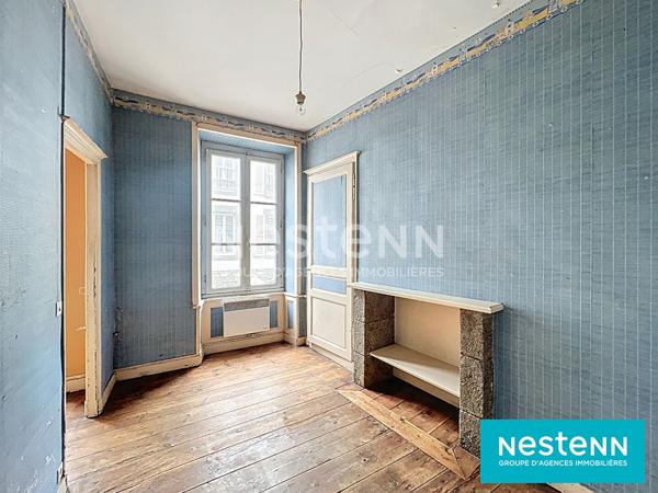 APPARTEMENT QUARTIER SAINT MICHEL DEUX CHAMBRES AVEC JARDIN