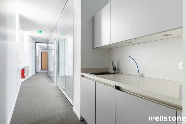 Bureaux à louer à PARIS 75008