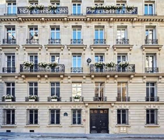 Bureaux à louer à PARIS 75008