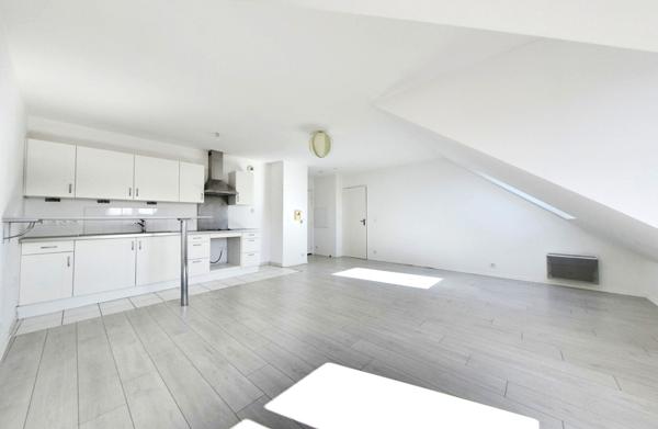 Appartement Chevry Cossigny 2 pièce(s) 49.57 m2